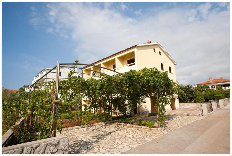 Apartment & Room Dinka, Krk Krk Town Exteriér fotografie
