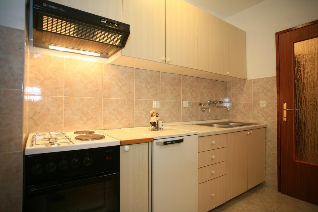 Apartment & Room Dinka, Krk Krk Town Exteriér fotografie